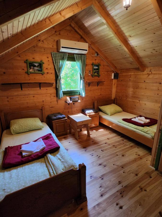 Guest House Green Garden مويكوفاتش المظهر الخارجي الصورة