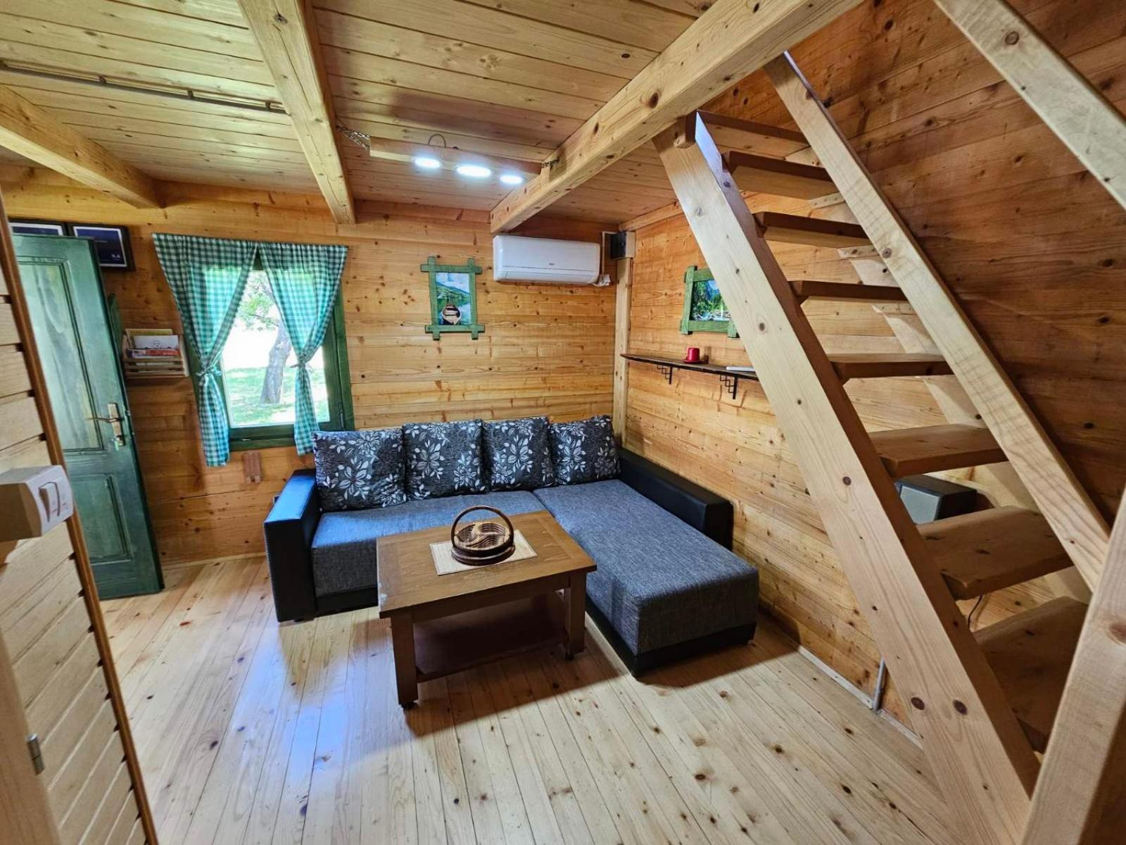 Guest House Green Garden مويكوفاتش المظهر الخارجي الصورة